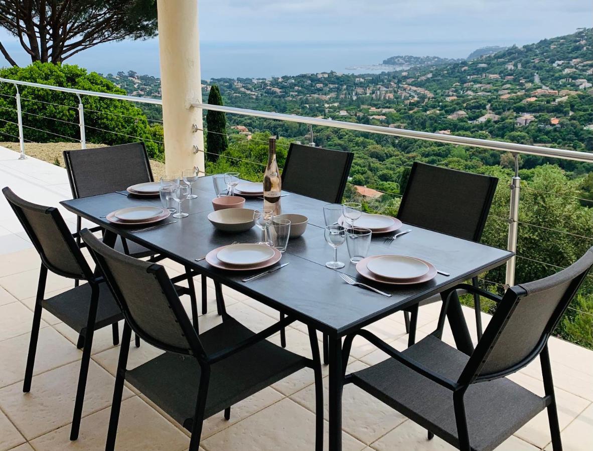 Maison Avec Vue Panoramique Cavalaire-sur-Mer Exterior foto